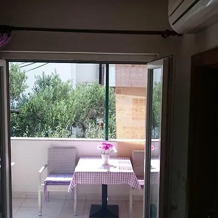 Muho *